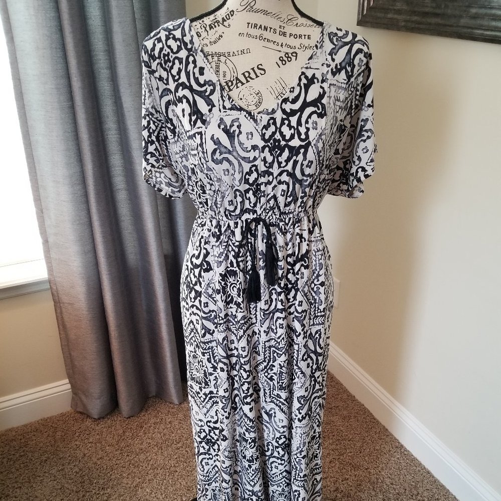 Style & Co. Maxi Dress.. missing black